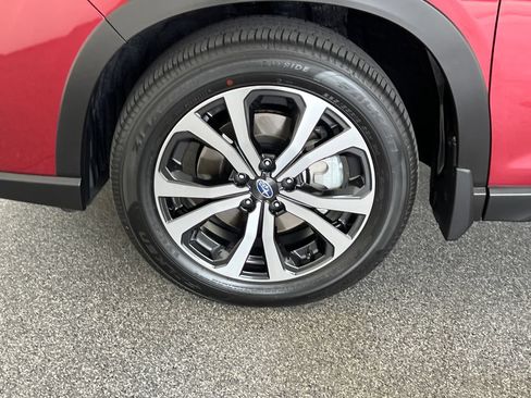 Certified 2024 Subaru Forester Limited AWD/4WD image 28
