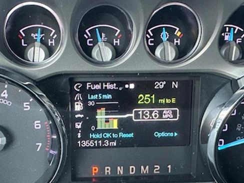 Used 2016 Ford F250 XLT w/ XLT Premium Package image 4