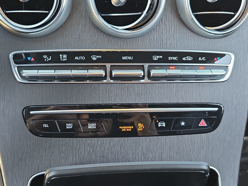 Used 2022 Mercedes-Benz GLC 300 image 26