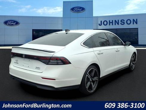 Used 2024 Honda Accord Sport image 3