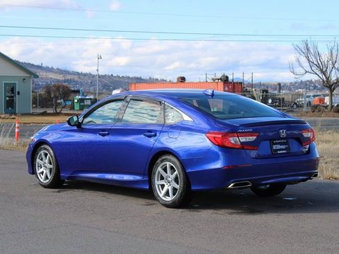 Used 2019 Honda Accord Sport image 4