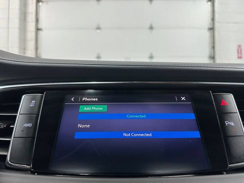 Used 2021 Buick Enclave Essence w/ Sound and Sites Package AWD/4WD image 32