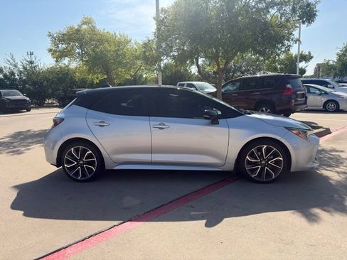 Used 2020 Toyota Corolla XSE w/ XSE Preferred Package FWD image 4