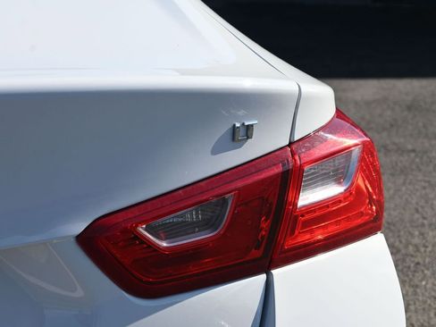 Used 2024 Chevrolet Malibu LT image 9