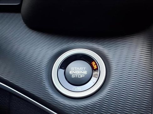 New 2025 Jeep Grand Cherokee Laredo X w/ Luxury Tech Group I image 17