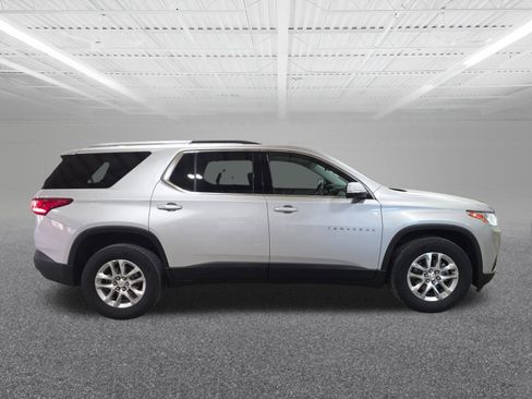 Used 2018 Chevrolet Traverse LT image 5