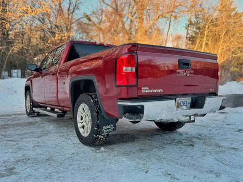 Used 2018 GMC Sierra 1500 SLE w/ SLE Value Package AWD/4WD image 9