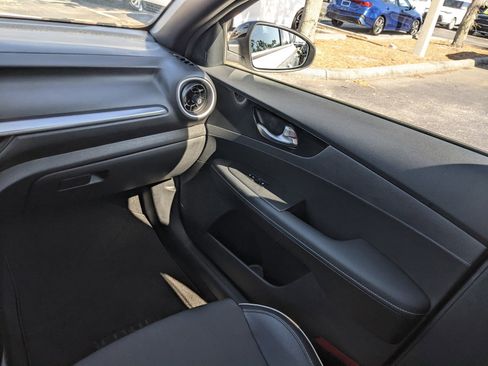 Certified 2023 Kia Forte GT-Line w/ GT-Line Premium Package image 13