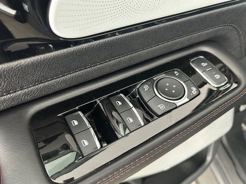 Used 2023 Lincoln Aviator Reserve w/ Equipment Group 201A AWD/4WD image 7
