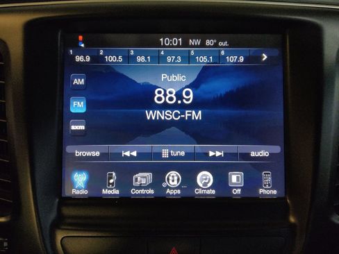 Used 2016 Chrysler 200 Limited w/ Anniversary Edition FWD image 25