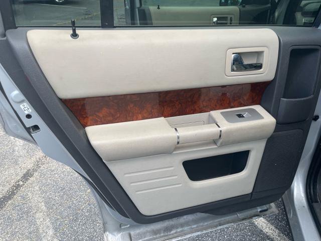Used 2012 Ford Flex Limited w/ Equipment Group Order Code AWD/4WD image 12