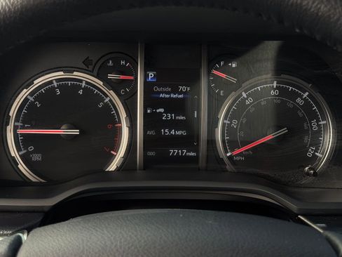 Certified 2024 Toyota 4Runner TRD Off-Road Premium w/ Off Road Premium Plus Package AWD/4WD image 15