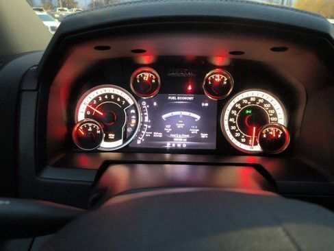 Used 2017 RAM 1500 Laramie w/ Convenience Group image 21