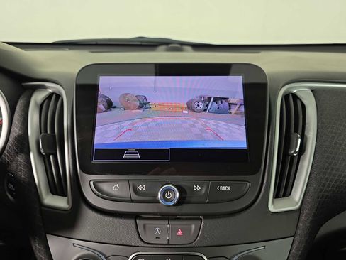 Used 2024 Chevrolet Malibu LT image 15