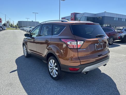 Used 2017 Ford Escape Titanium AWD/4WD image 18