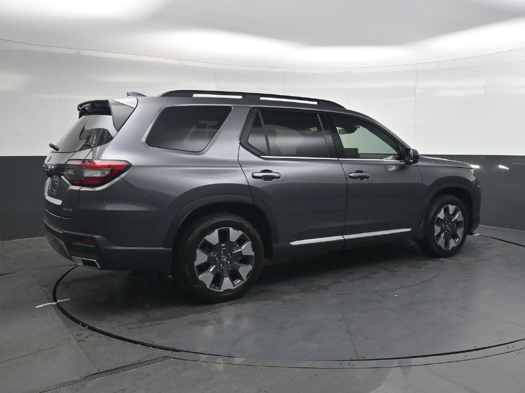 New 2026 Honda Pilot Elite image 4