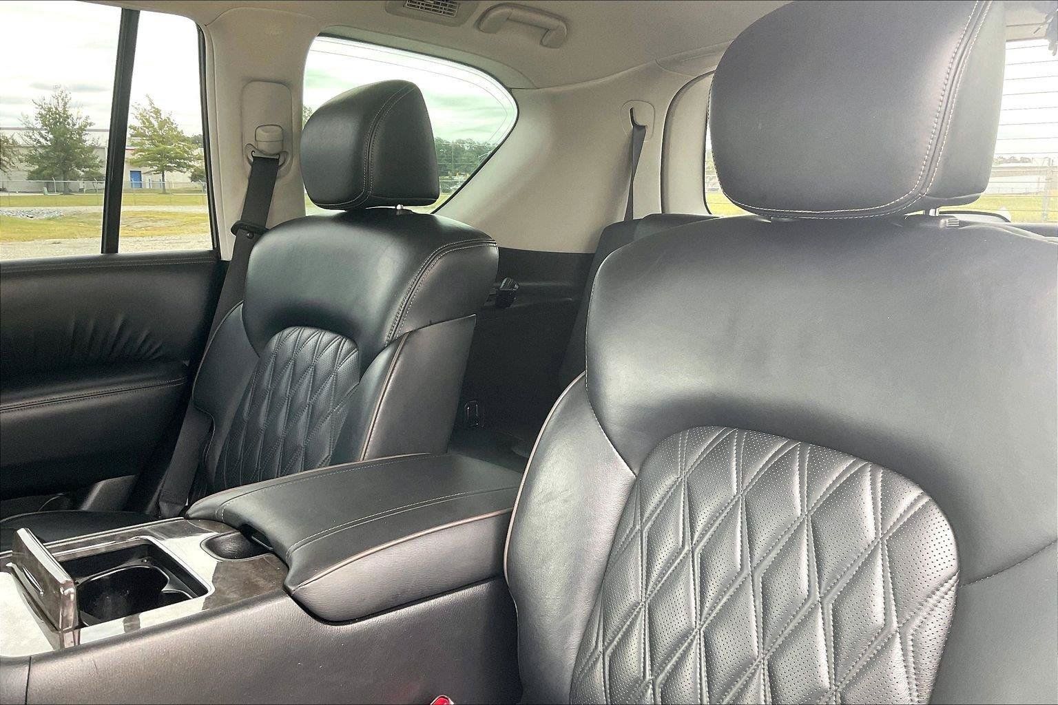 Used 2022 Nissan Armada Platinum w/ Captain's Chairs Package RWD image 5