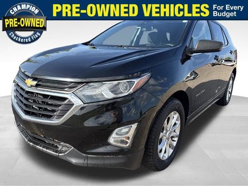 Used 2020 Chevrolet Equinox LT w/ LPO, Floor Liner Package FWD image 1