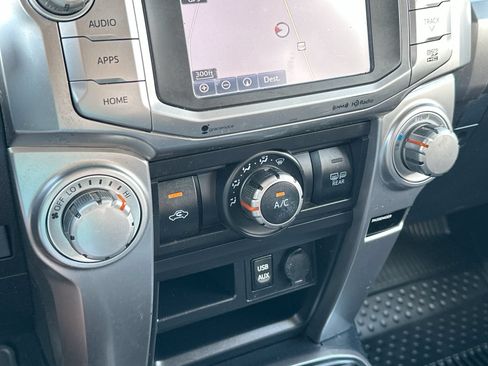 Used 2018 Toyota 4Runner SR5 RWD image 19