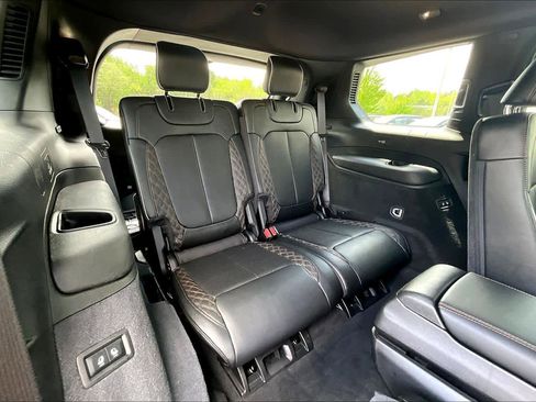 Used 2023 Jeep Grand Cherokee L Summit w/ Advanced Protech Group IV image 23