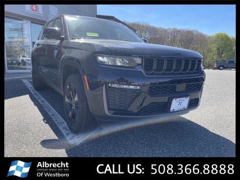 New 2026 Jeep Grand Cherokee Limited w/ Limited Altitude Package AWD/4WD image 7
