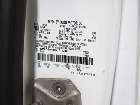 Used 2022 Ford Transit Connect XLT image 32