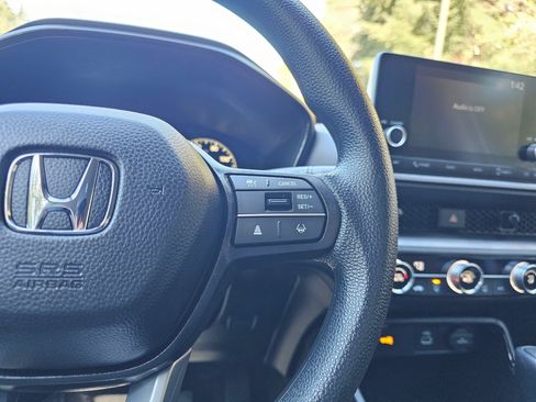 Certified 2025 Honda CR-V LX image 31