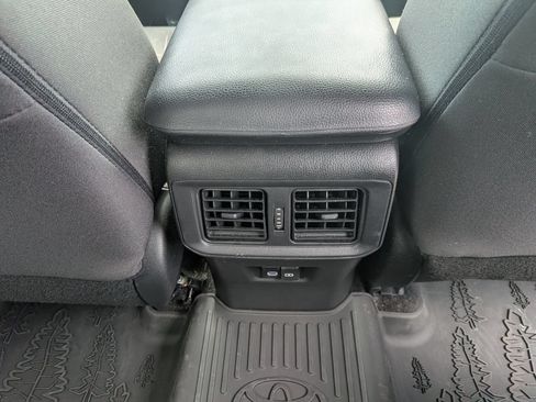 Used 2023 Toyota RAV4 AWD Hybrid image 27