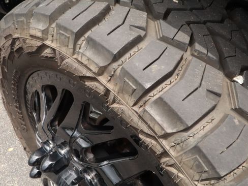 Used 2025 Ford F450 Platinum w/ FX4 Off-Road Package AWD/4WD image 12