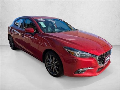 Used 2018 MAZDA MAZDA3 Grand Touring w/ Premium Equipment Package image 3
