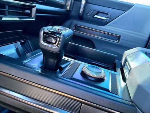 Used 2024 GMC Hummer EV 3X image 16