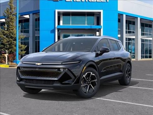 New 2026 Chevrolet Equinox EV LT image 6