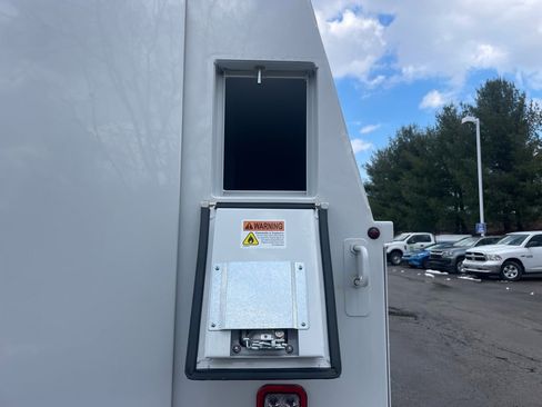 New 2026 Chevrolet Express 3500 w/ Power Convenience Package image 23