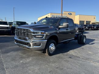 New 2025 RAM 3500 Tradesman video 2