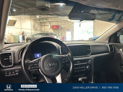 Used 2022 Kia Sportage EX FWD image 15