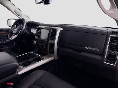 Used 2017 RAM 1500 Laramie w/ Convenience Group AWD/4WD image 28
