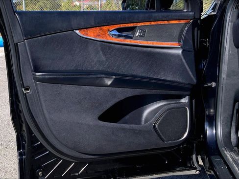 Used 2018 Lincoln MKX Reserve w/ Lincoln MKX Climate Package image 21