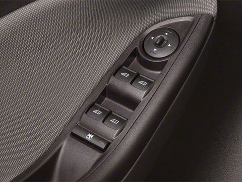 Used 2013 Ford Focus SE w/ SE Winter Pkg FWD image 20