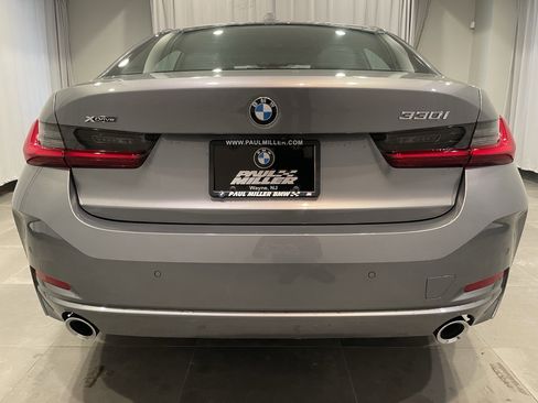 Used 2025 BMW 330i xDrive Sedan w/ M Sport Package image 5