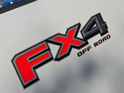 New 2026 Ford F250 Lariat w/ Chrome Package image 10