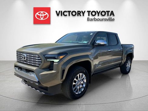 Used 2025 Toyota Tacoma Limited image 1