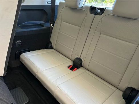 Used 2020 Volkswagen Tiguan SE w/ Panoramic Sunroof Package FWD image 14