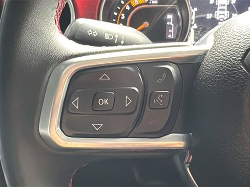 Used 2023 Jeep Wrangler Unlimited Rubicon image 14