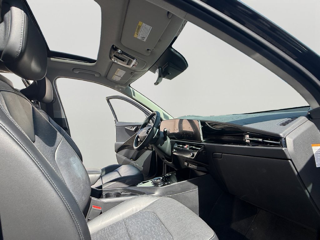 Used 2023 Kia Niro Wave w/ Wave Preserve Package FWD image 11