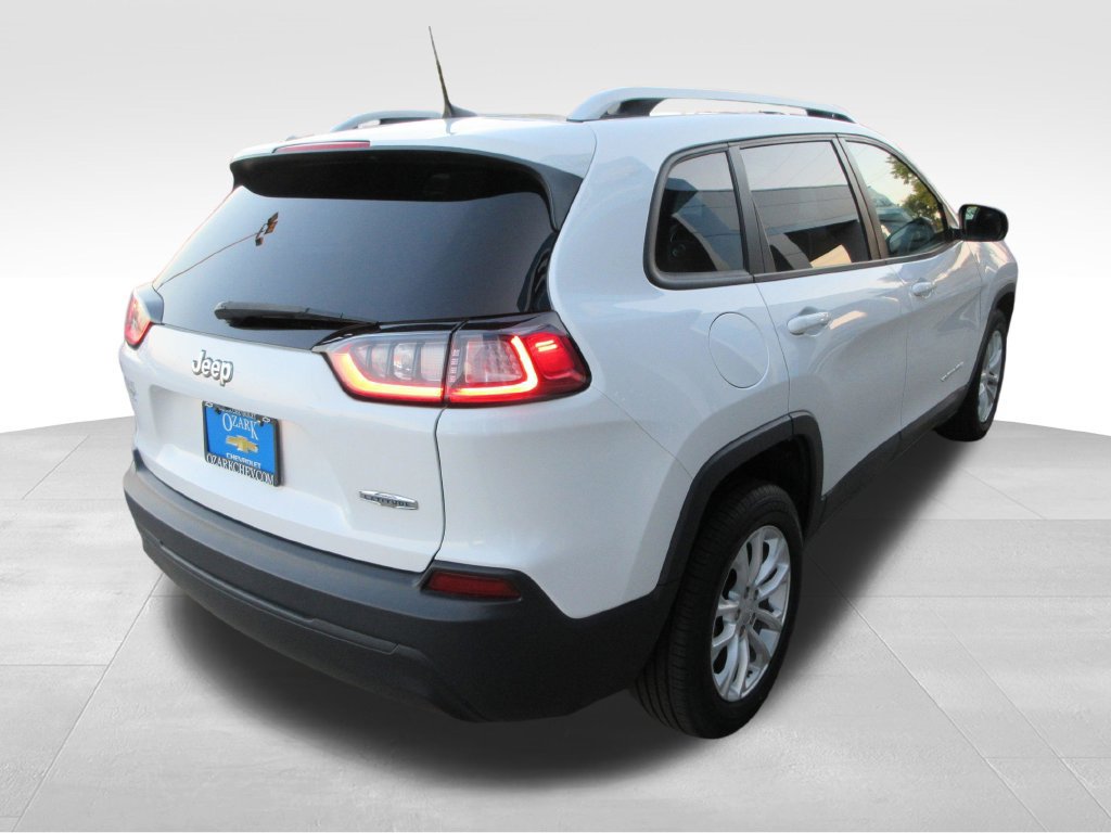Used 2020 Jeep Cherokee Latitude FWD image 5