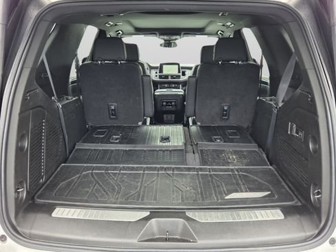 Used 2023 Chevrolet Tahoe RST w/ Luxury Package RWD image 16