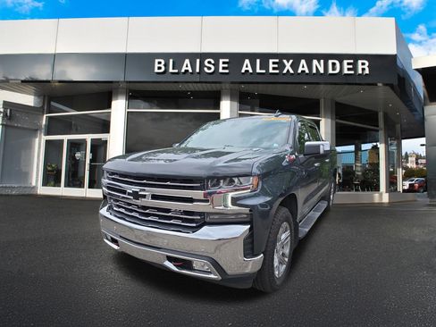 Used 2021 Chevrolet Silverado 1500 LTZ w/ LTZ Premium Package AWD/4WD image 10