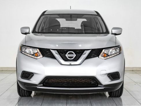 Used 2016 Nissan Rogue S image 3