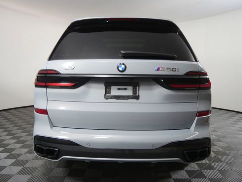 Certified 2025 BMW X7 M60i image 4