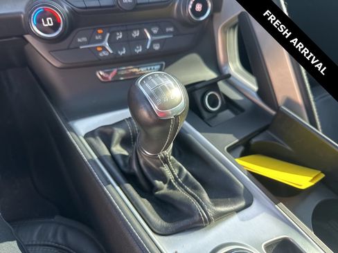 Used 2015 Chevrolet Corvette Stingray Coupe RWD image 16